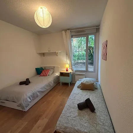 L'emile Lecrivain Parking Facile Τουλούζη