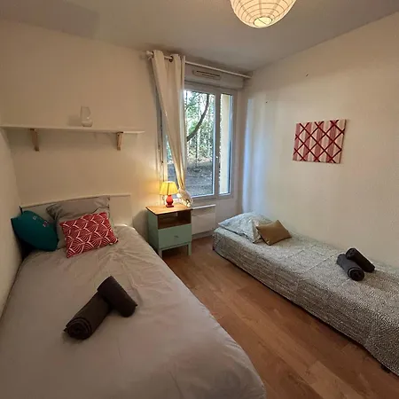 L'emile Lecrivain Parking Facile Apartamento *