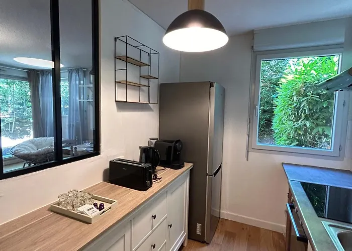 L'émile Lécrivain Parking Facile